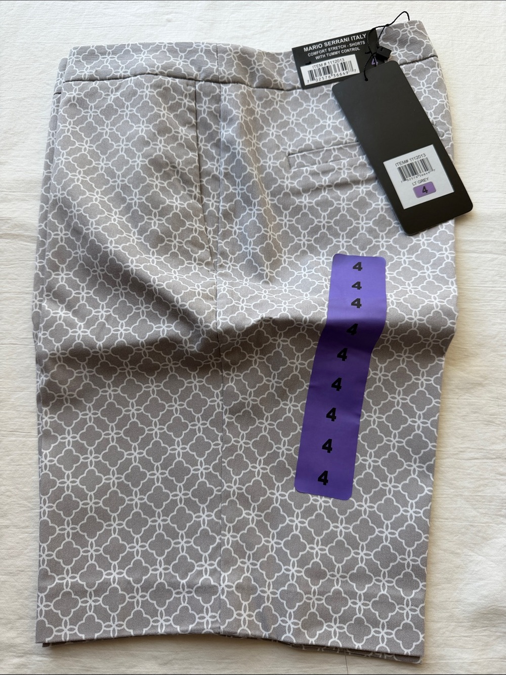Mario Serrani Gray and White Patterned Stretch Shorts